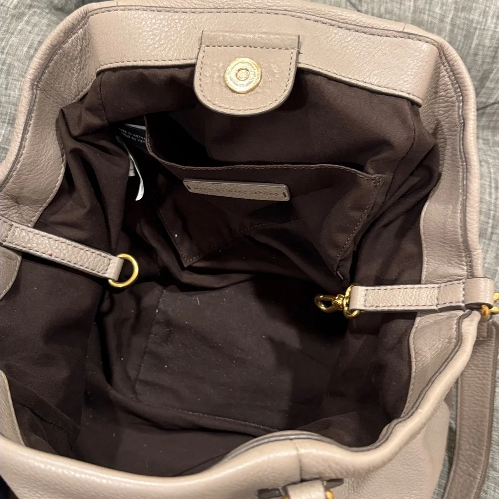 Marc Jacobs Tote Q Fran Leather Large Taupe Satchel Bag - Picture 12 of 17